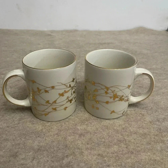 Snowfall Splender Target 08 Porcelain White w/Gold Trim Coffee Tea Mug Set of 2 - Picture 3 of 10